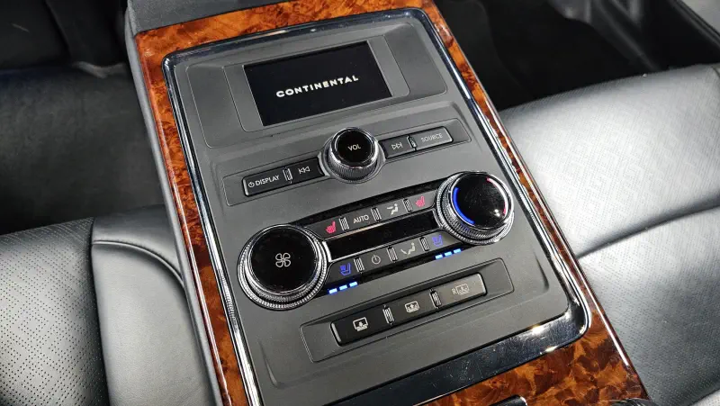 Lincoln Continental