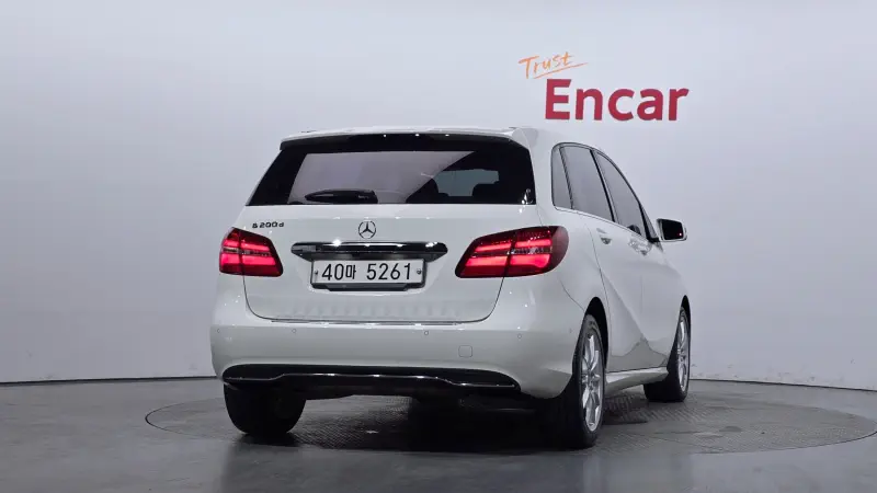 Mercedes-Benz B-Class