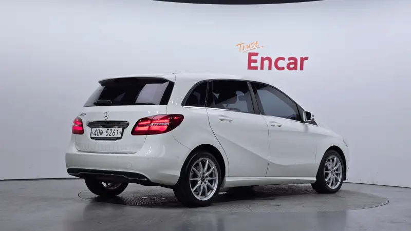 Mercedes-Benz B-Class