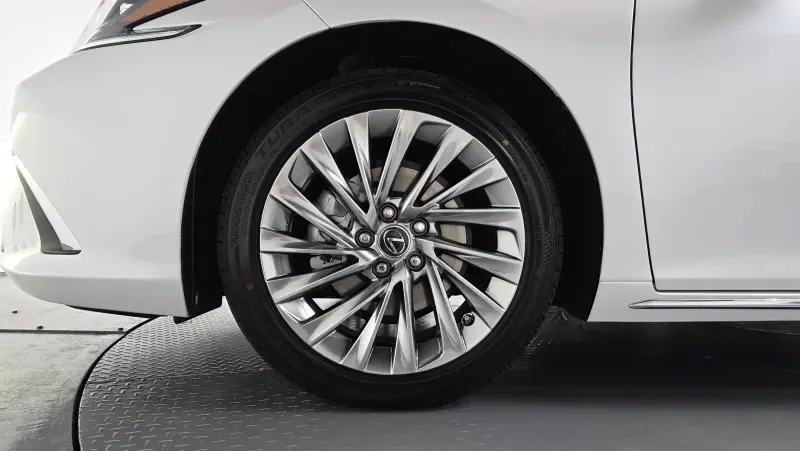 Lexus ES300h
