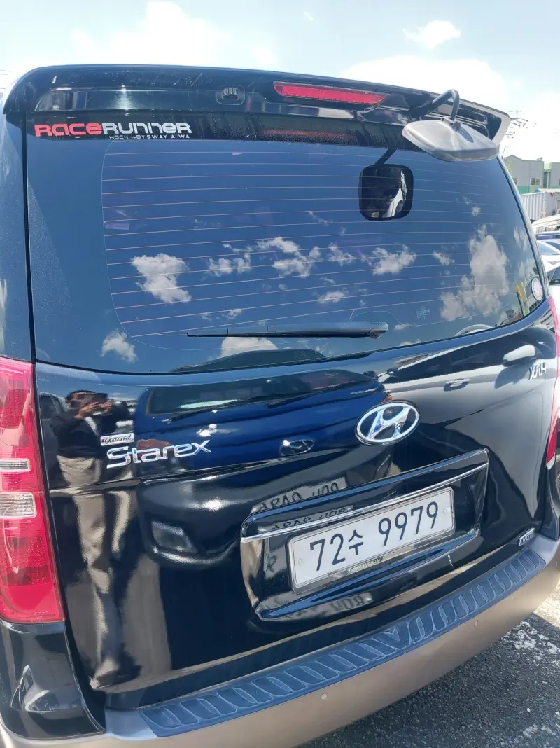 Hyundai Grand Starex