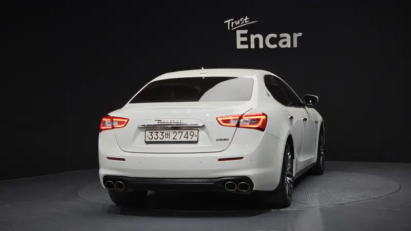 Maserati Ghibli