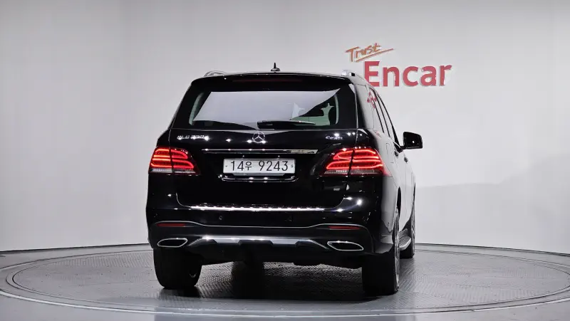 Mercedes-Benz GLE-Class