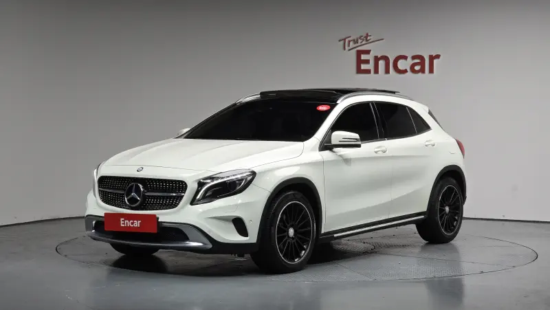 Mercedes-Benz GLA-Class