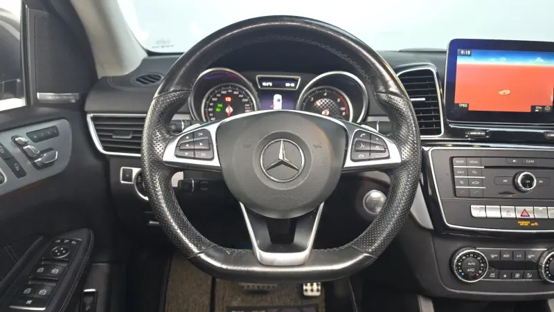 Mercedes-Benz GLE-Class