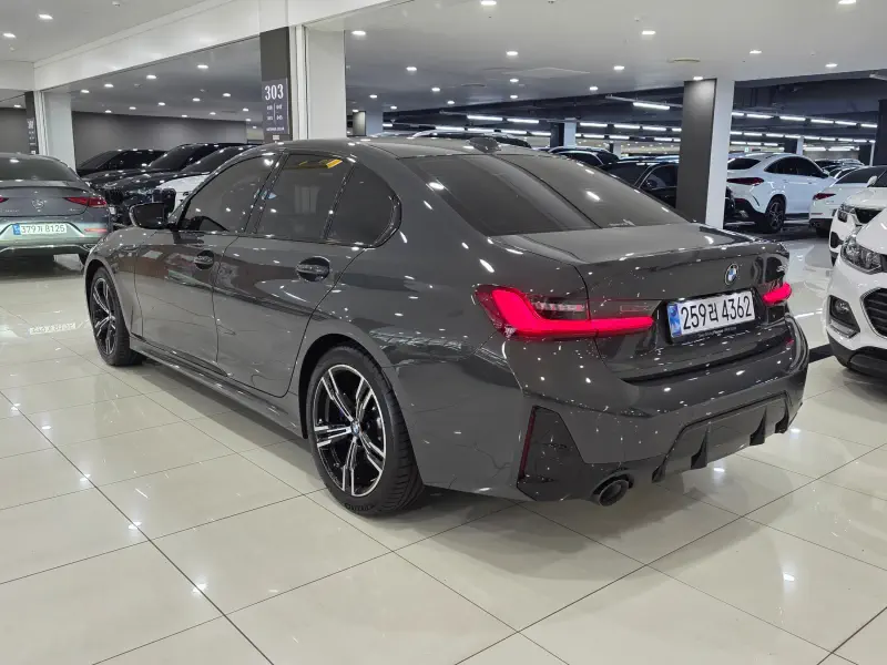 BMW 3-Series