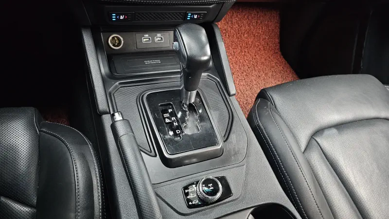 SsangYong Rexton Sports Khan