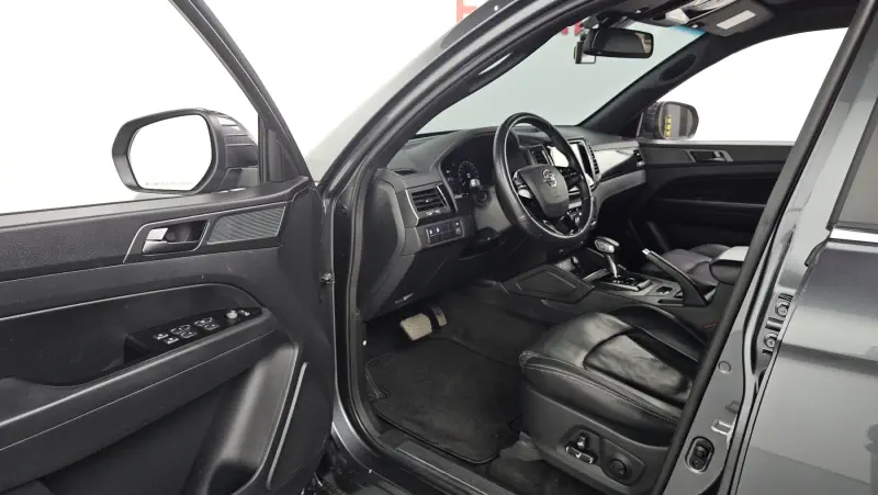 SsangYong Rexton Sports