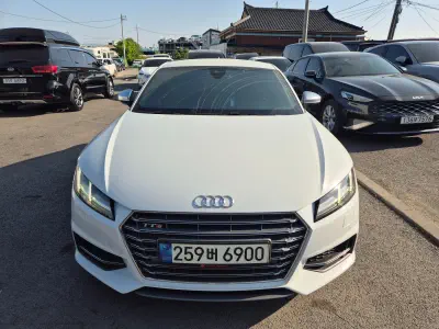 Audi TTS
