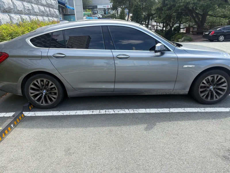 BMW 5-Series Gran Turismo
