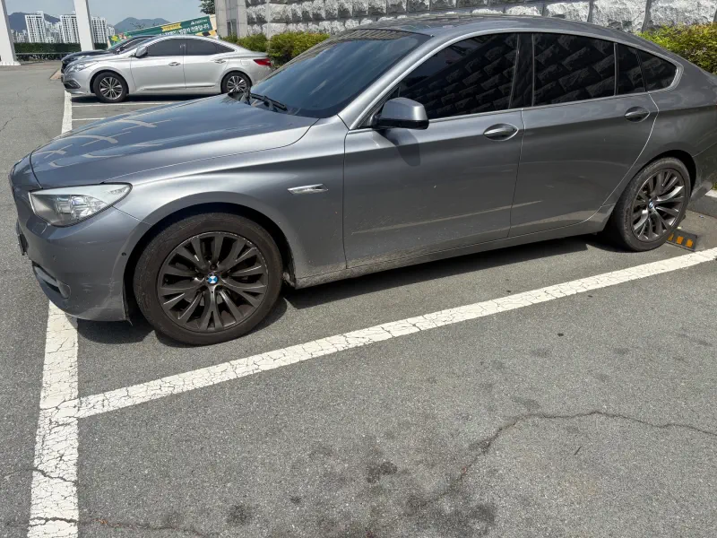 BMW 5-Series Gran Turismo