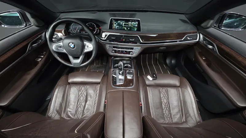 BMW 7-Series