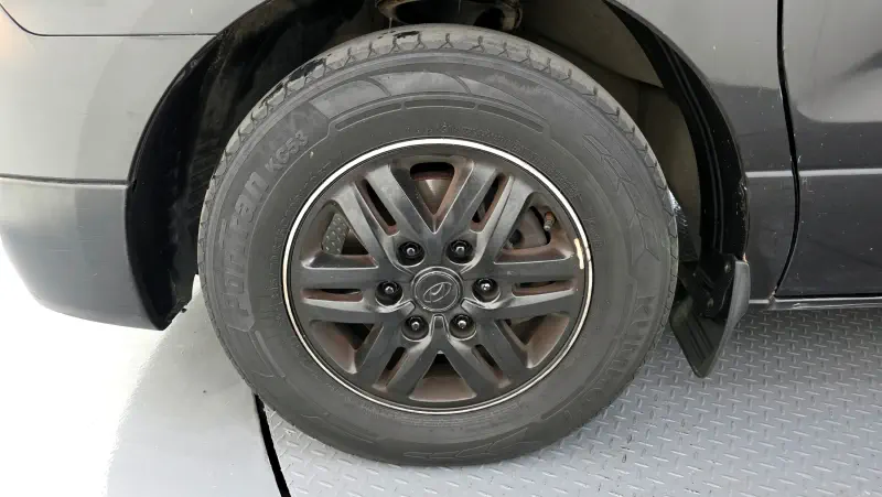 Hyundai Grand Starex