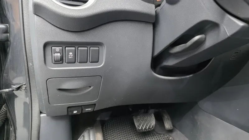 Renault QM5