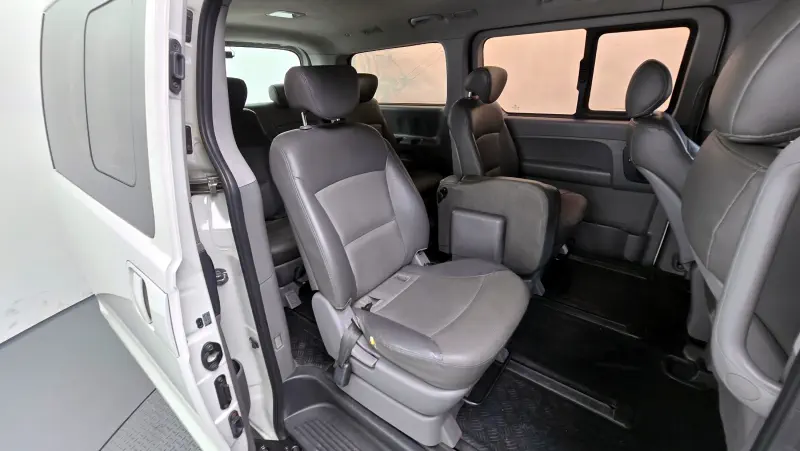 Hyundai Grand Starex