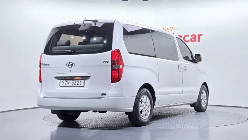 Hyundai Grand Starex