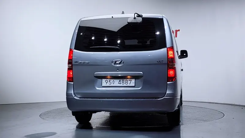 Hyundai Grand Starex