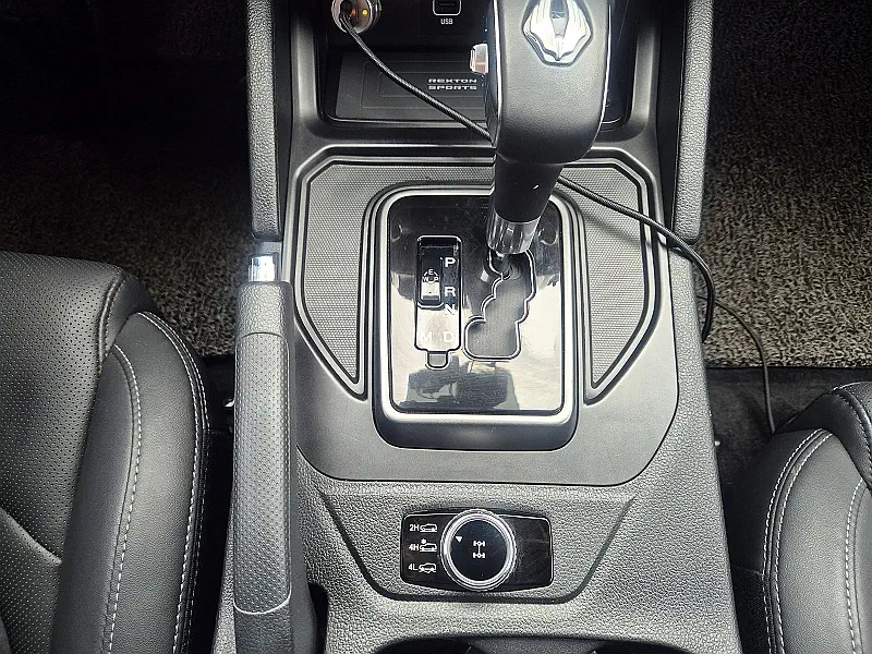 SsangYong Rexton Sports