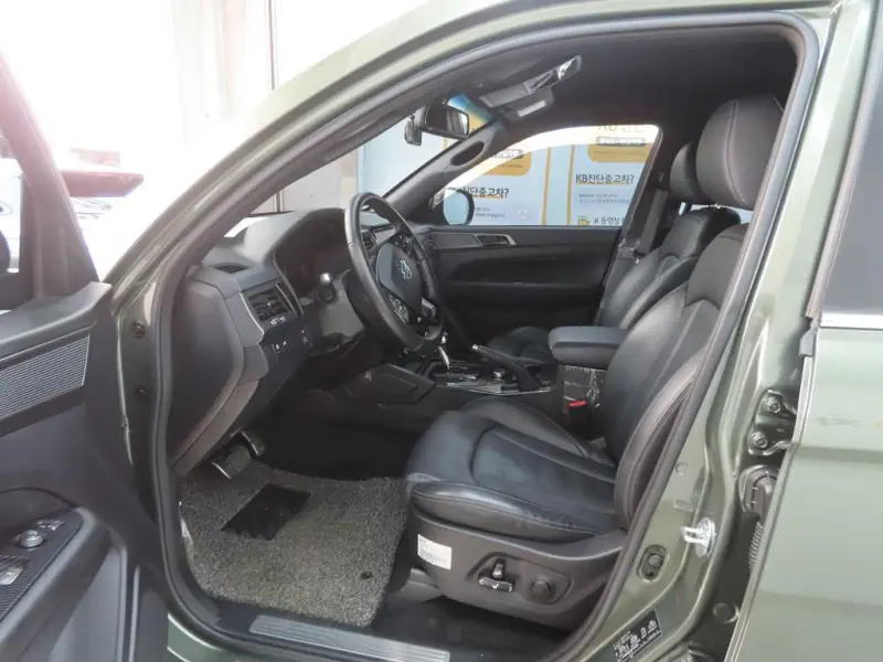 SsangYong Rexton Sports Khan