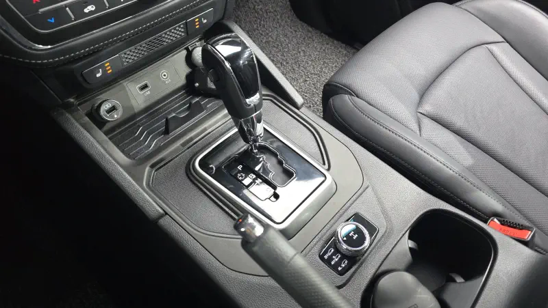 SsangYong Rexton Sports