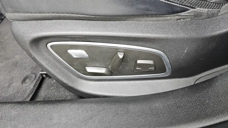 Renault SM6