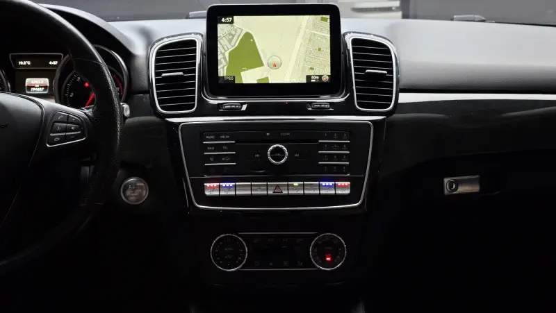 Mercedes-Benz GLE-Class