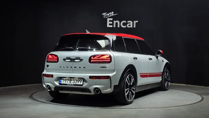MINI Clubman