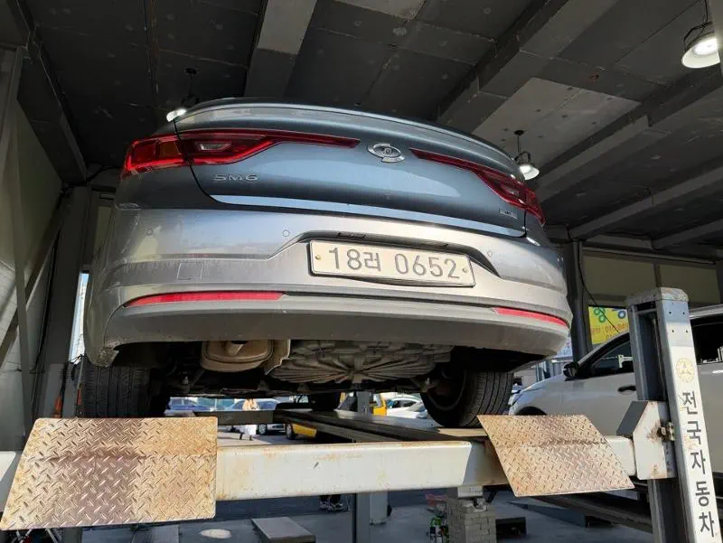 Renault SM6