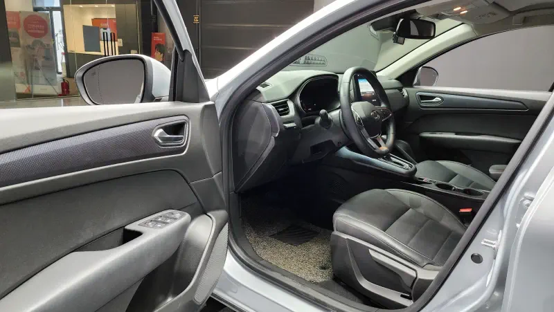 Renault XM3