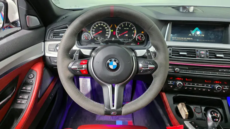 BMW M5