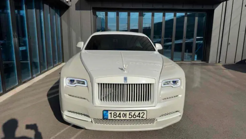 Rolls-Royce WRAITH