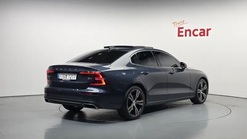 Volvo S60