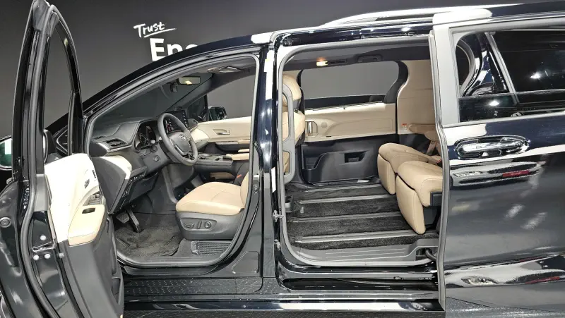 Toyota Sienna