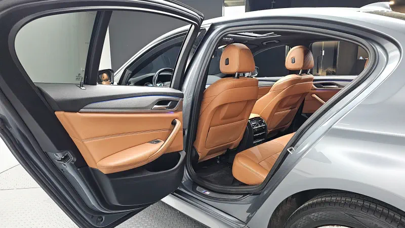 BMW 5-Series