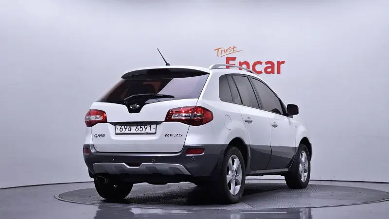 Renault QM5