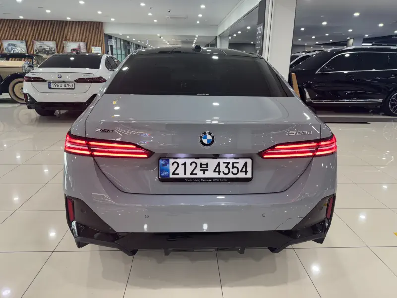 BMW 5-Series