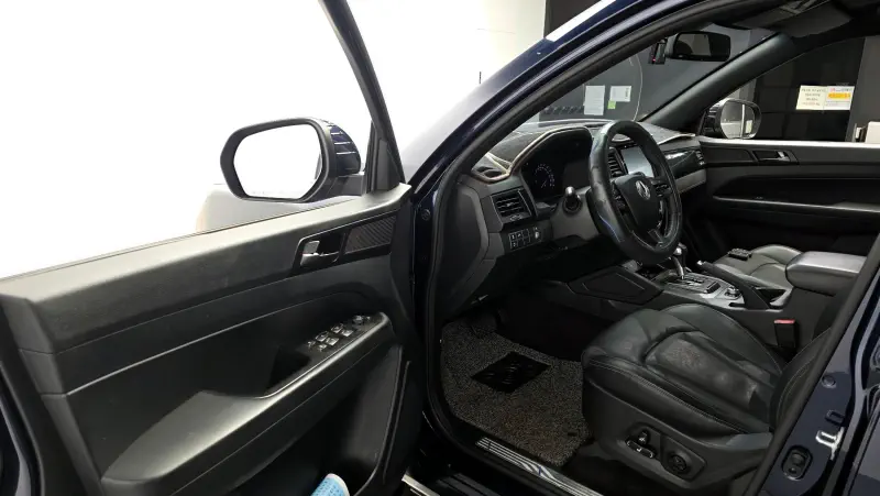 SsangYong Rexton Sports Khan