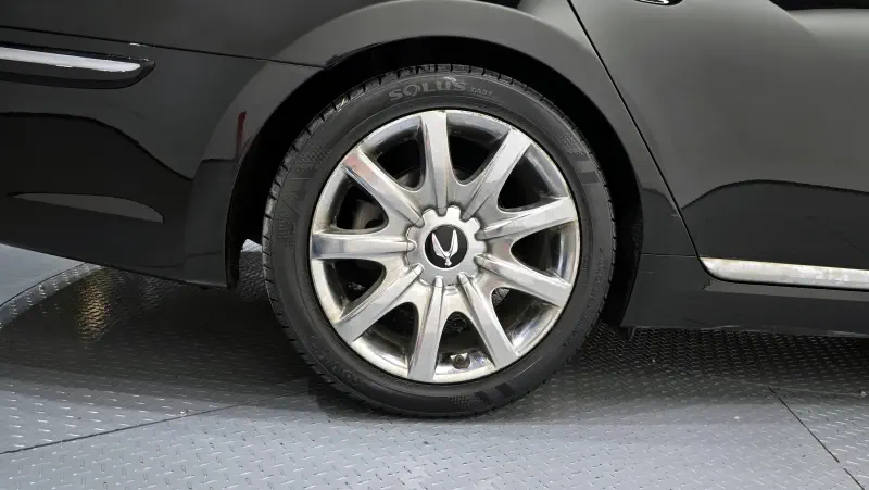 Hyundai Equus