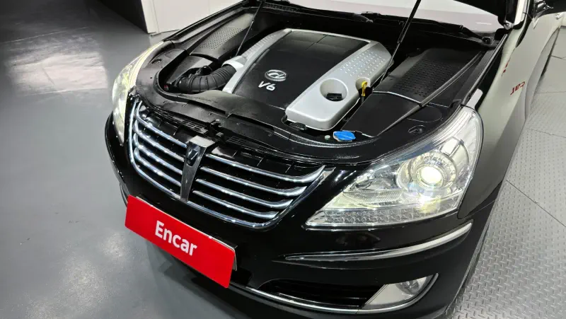 Hyundai Equus