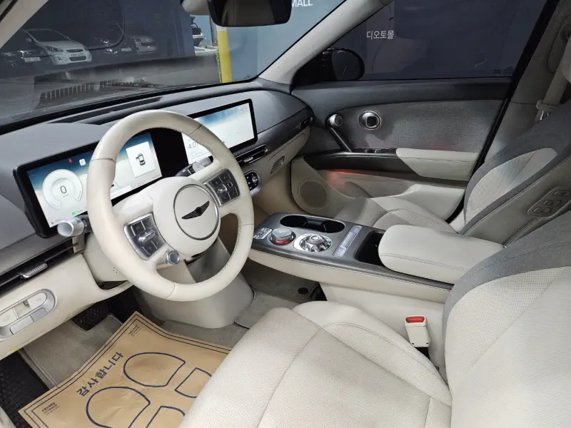 Genesis GV60