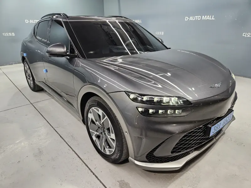 Genesis GV60