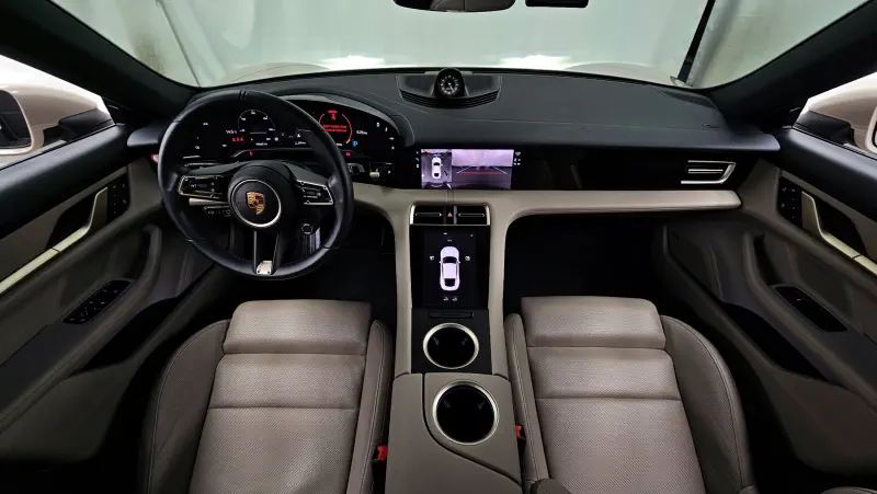 Porsche Taycan