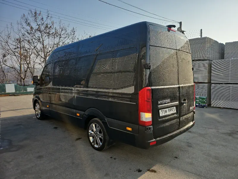 Hyundai H1