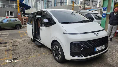 Hyundai Staria