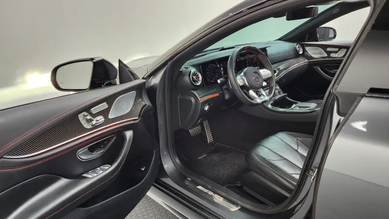 Mercedes-Benz CLS-Class