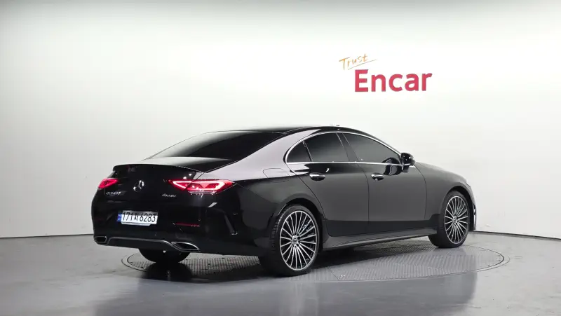 Mercedes-Benz CLS-Class