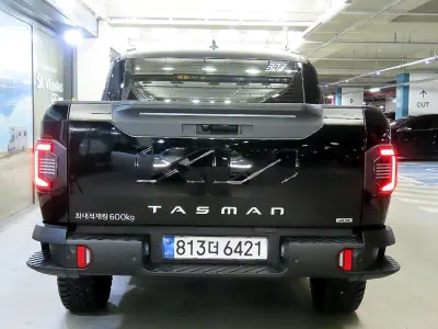 Kia Tasman