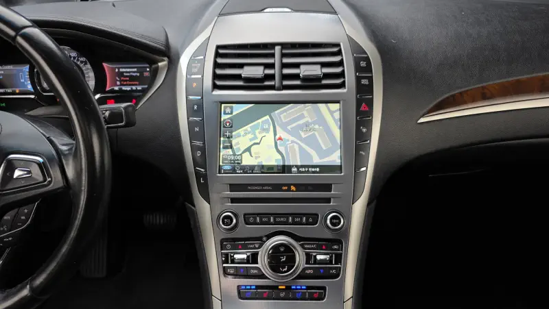 Lincoln Mkz