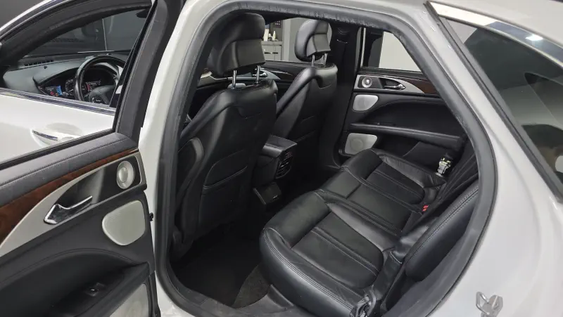 Lincoln Mkz