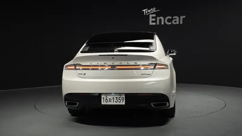 Lincoln Mkz